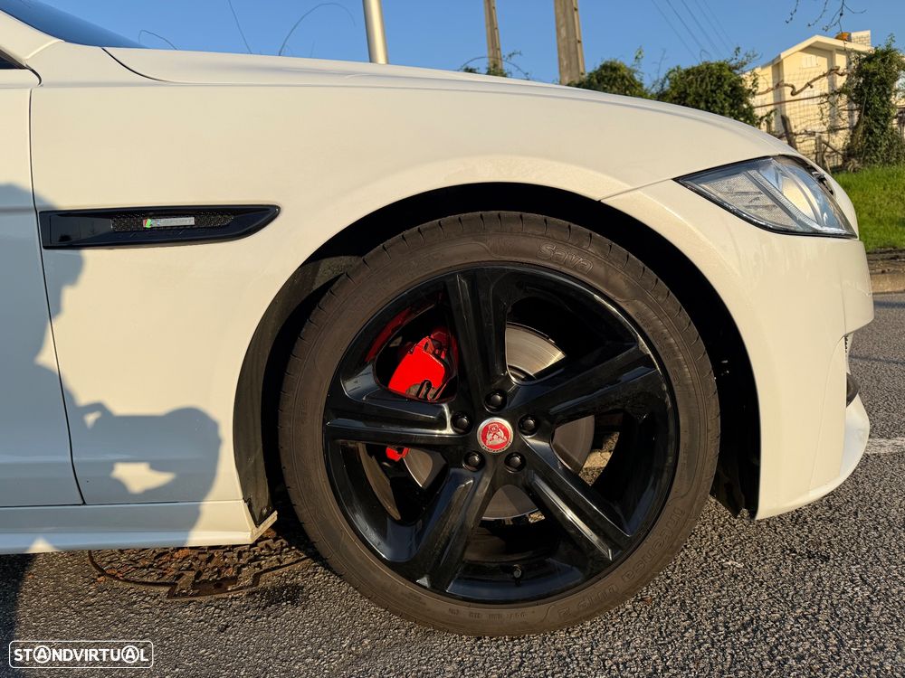 Jaguar XF 20d Aut. R-Sport - 18