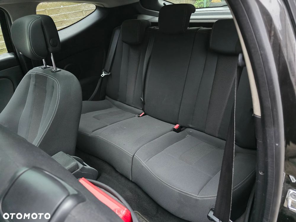 Renault Megane 2.0 16V Dynamique CVT - 11