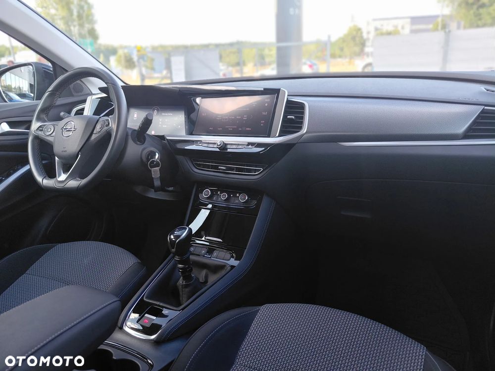 Opel Grandland X - 10