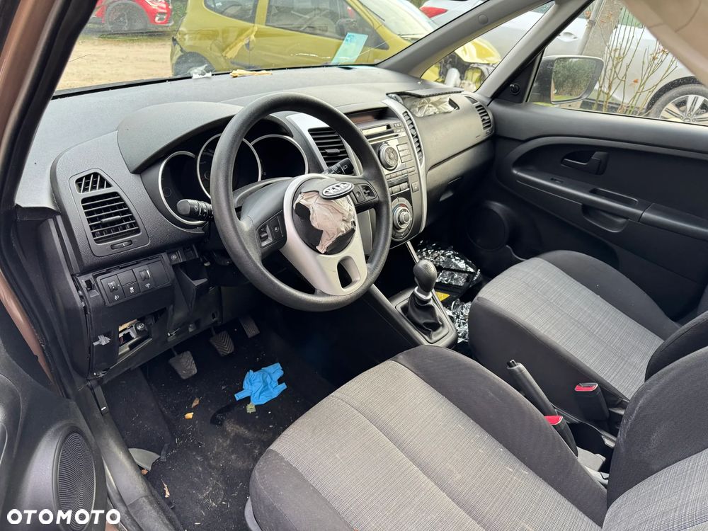 Kia Venga 1.4 CVVT Attract - 6