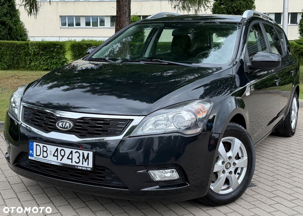 Kia Ceed 1.4 CVVT Dream-Team Edition - 25