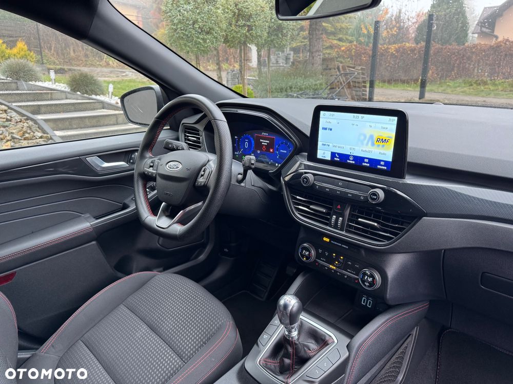 Ford Kuga 1.5 EcoBoost FWD ST-Line - 21