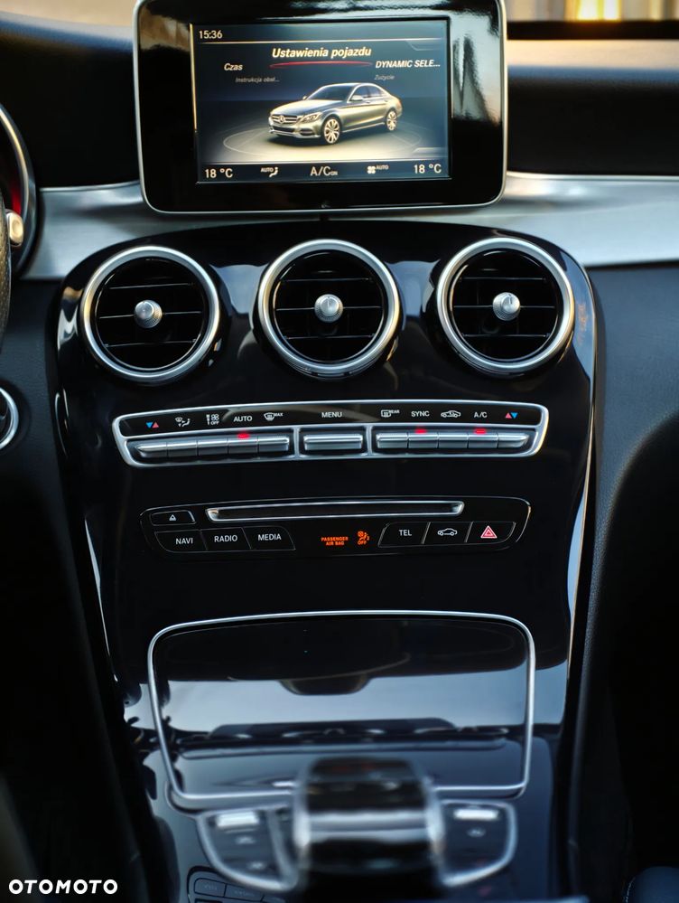 Mercedes-Benz Klasa C 180 7G-TRONIC - 11