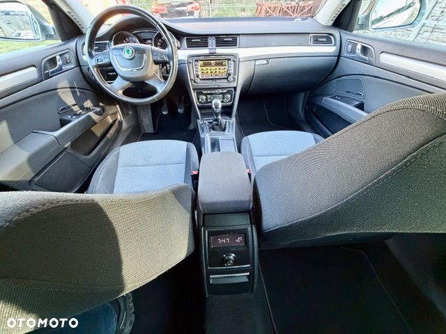 Skoda Superb 1.9 TDI Ambiente - 11