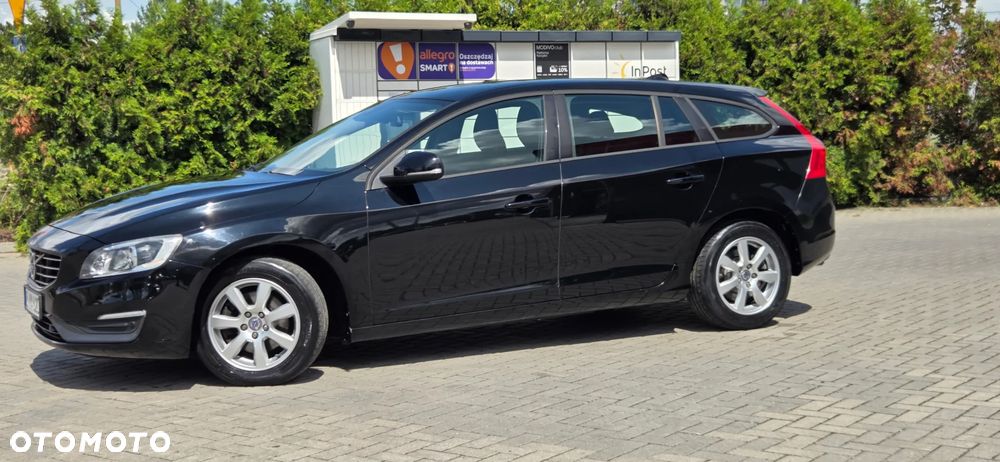 Volvo V60 D4 Geartronic Momentum - 8