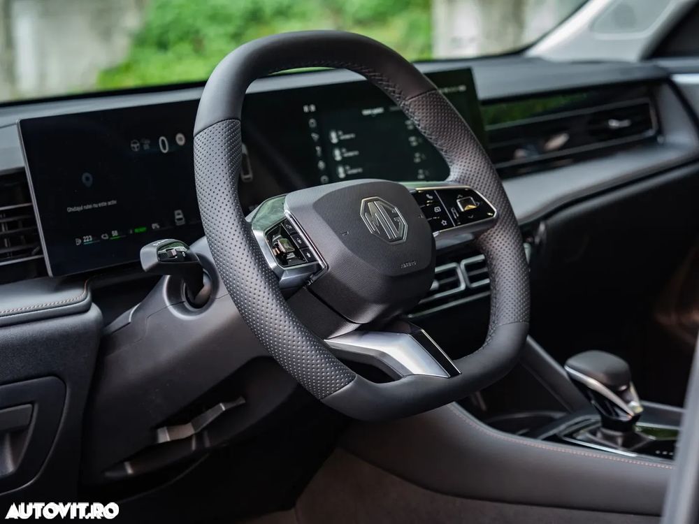MG HS 1.5 T-GDi 7AT PHEV Exclusive - 27
