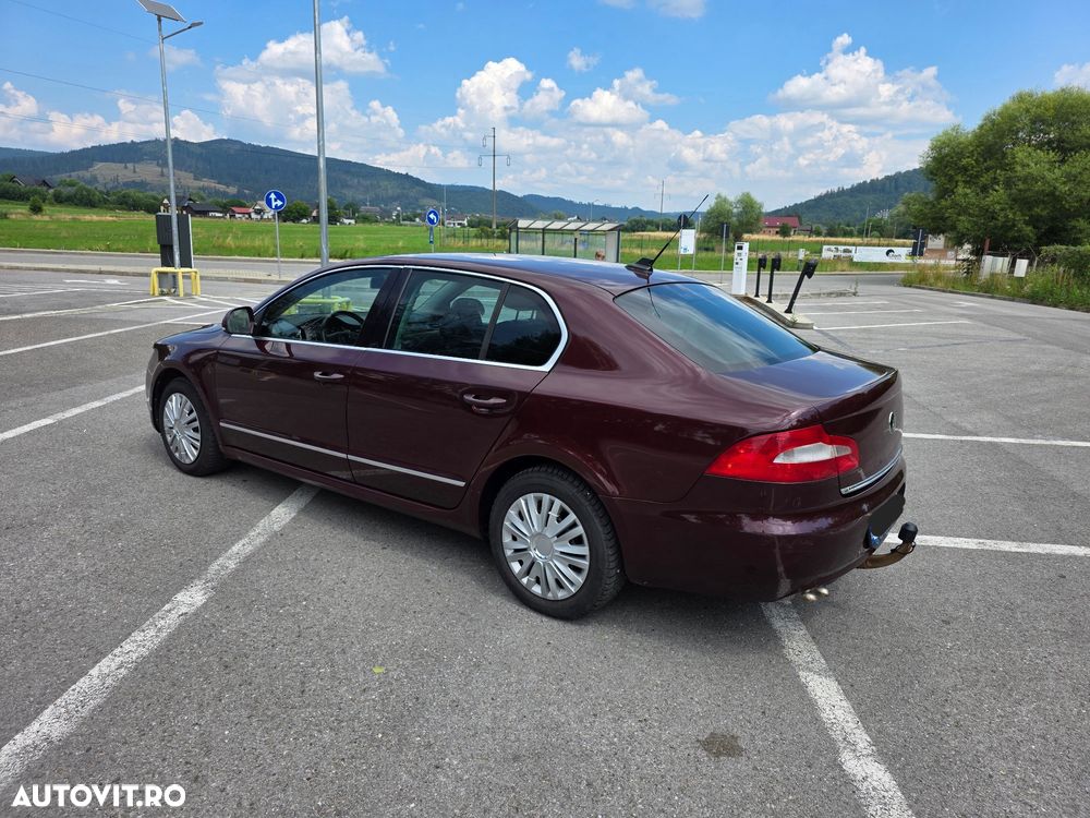 Skoda Superb 2.0 TDI Ambition DSG - 3