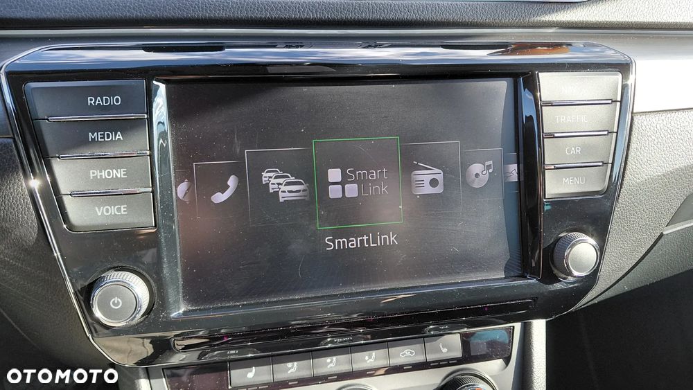 Skoda Superb 2.0 TDI Style DSG - 13