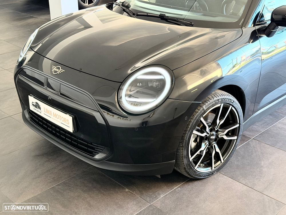 MINI 3 Portas Cooper E Favoured L - 11