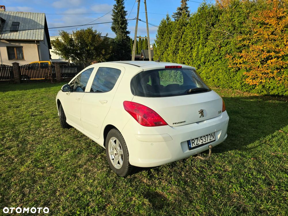 Peugeot 308 1.6 HDi Presence - 19