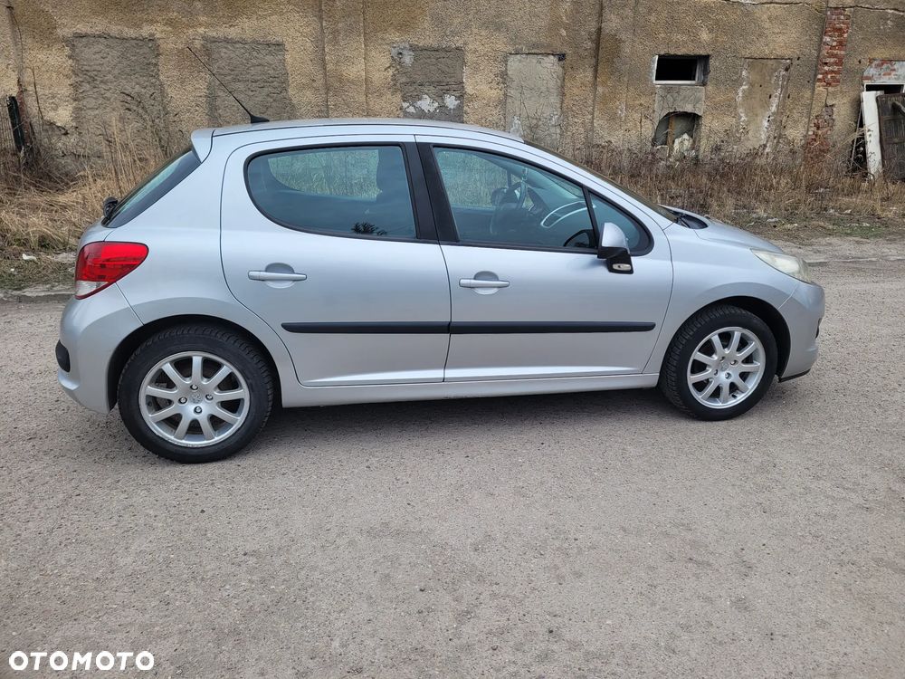 Peugeot 207 1.4 Trendy - 4