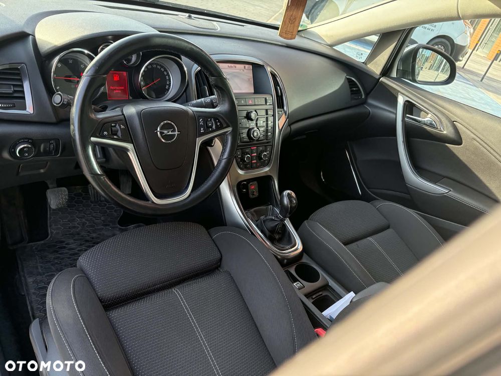 Opel Astra 2.0 CDTI DPF Cosmo - 12