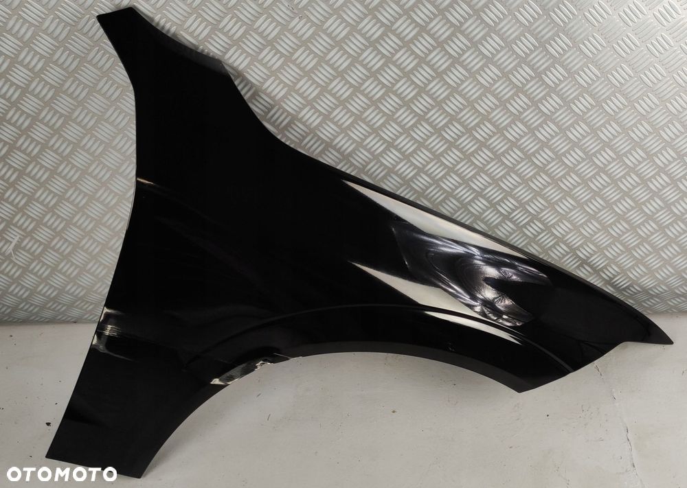 błotnik prawy przód przedni VOLVO XC60 II 2 2017- - 1