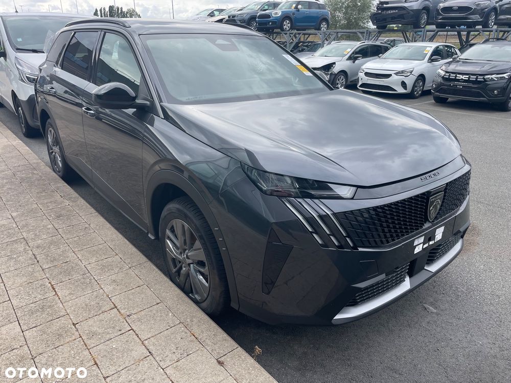 Peugeot 5008 - 1