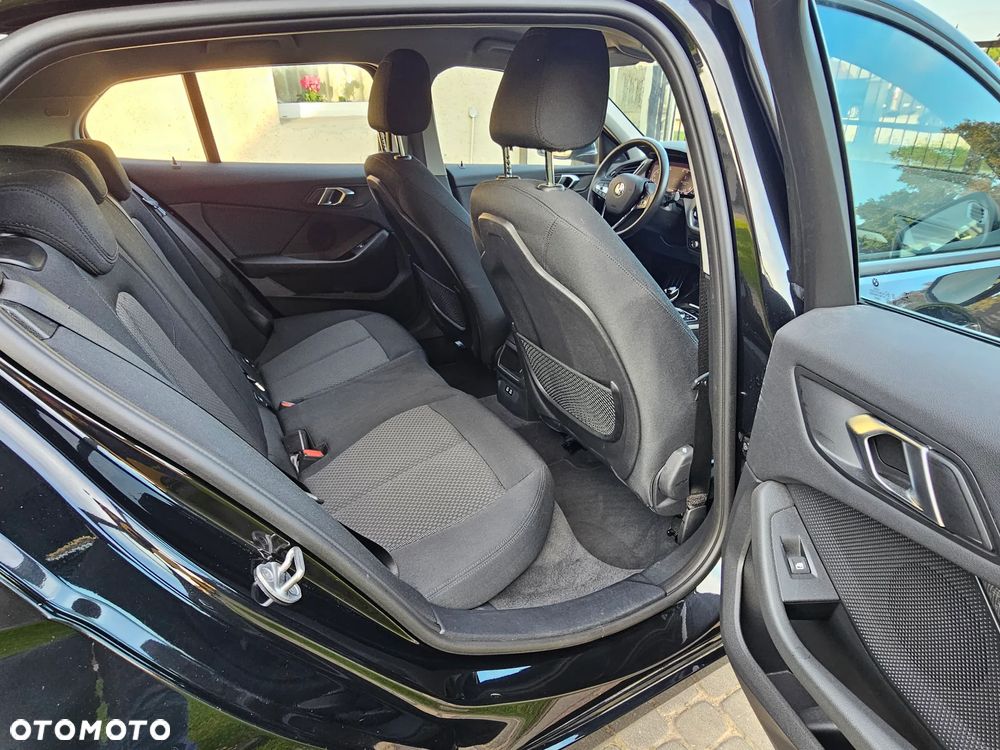 BMW Seria 1 116d - 15