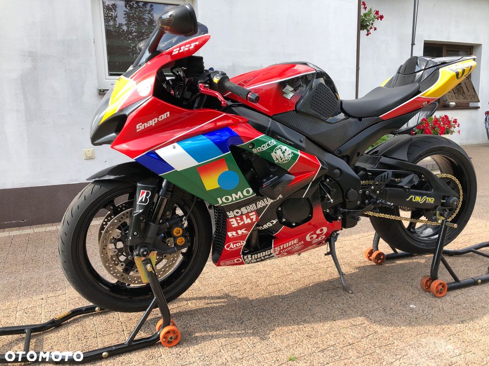 Suzuki GSX-R - 12