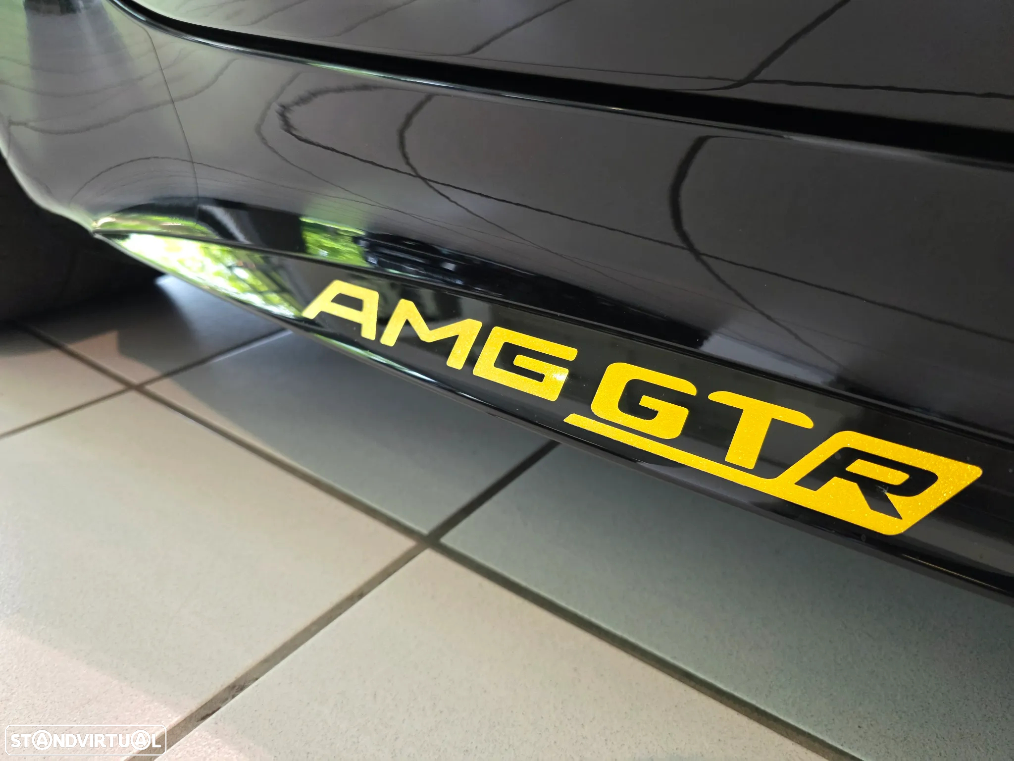 Mercedes-Benz AMG GT R - 16