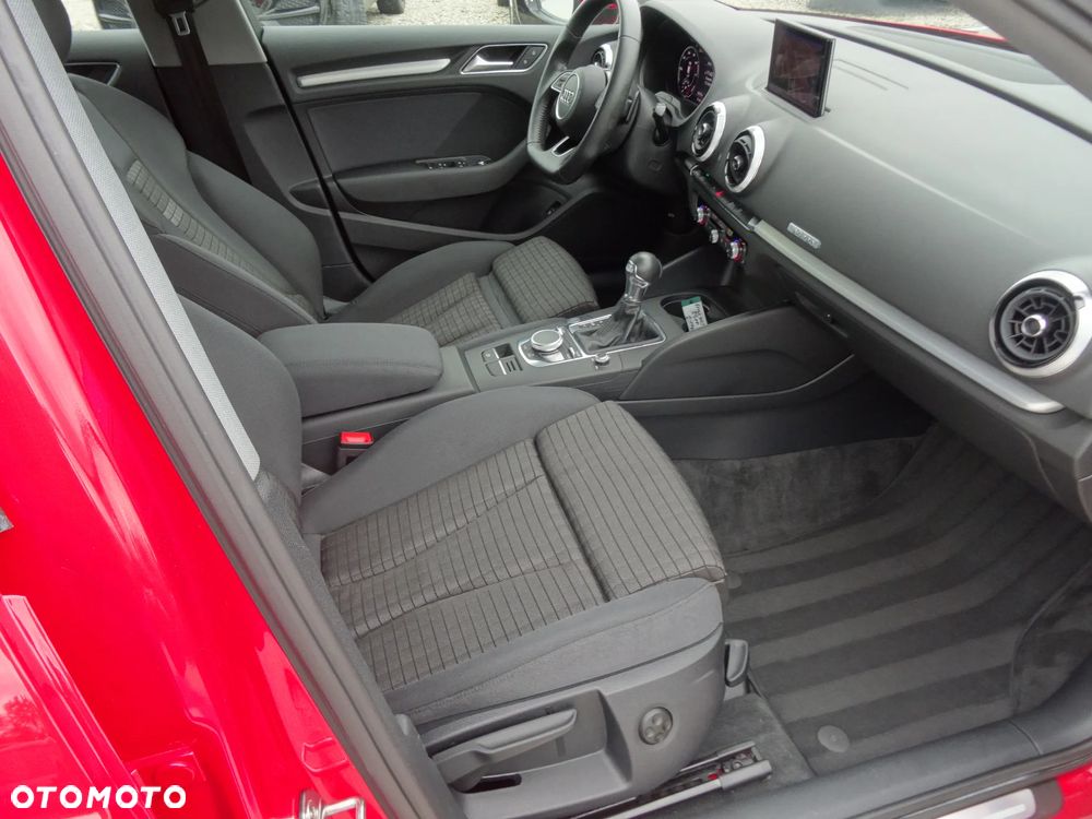 Audi A3 Sportback 1.4 TFSI CoD ultra Attraction S tronic - 14