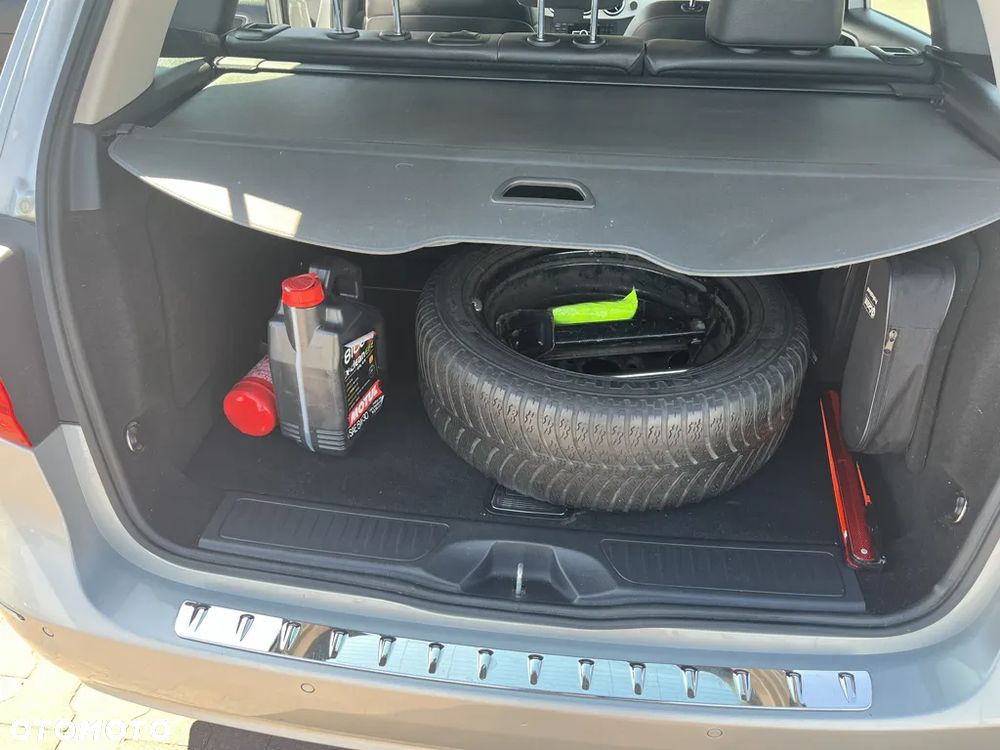 Mercedes-Benz Klasa B 180 CDI - 20