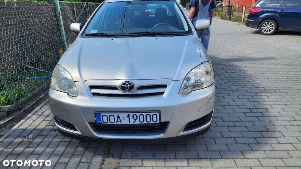 Toyota Corolla 1.4 VVT-i Dynamic - 1