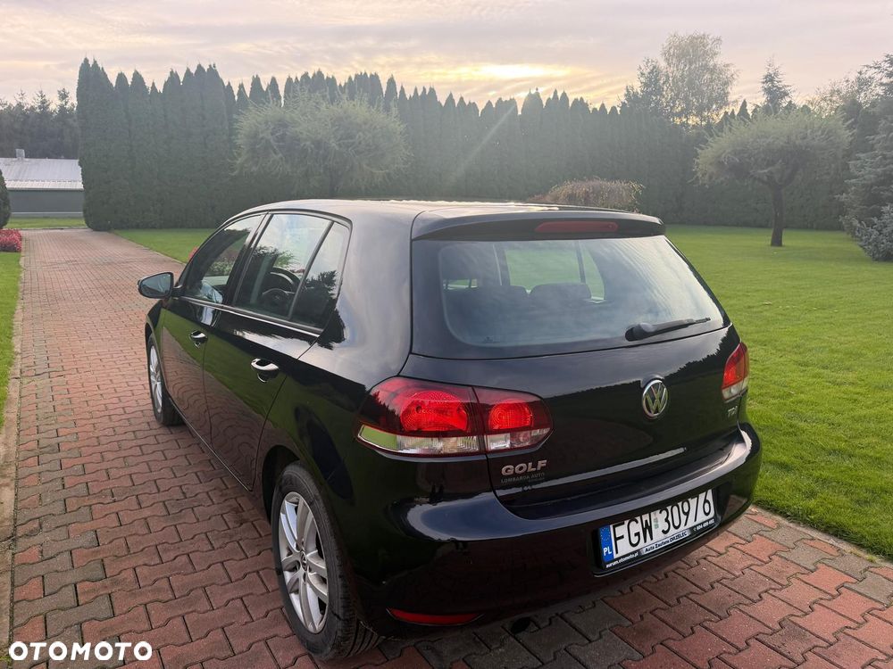 Volkswagen Golf 1.6 TDI DPF DSG Highline - 7