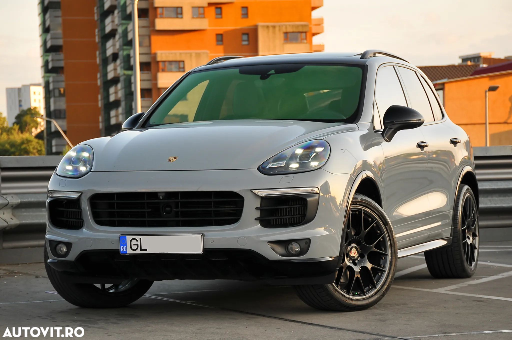 Porsche Cayenne S Diesel Platinum Edition - 1