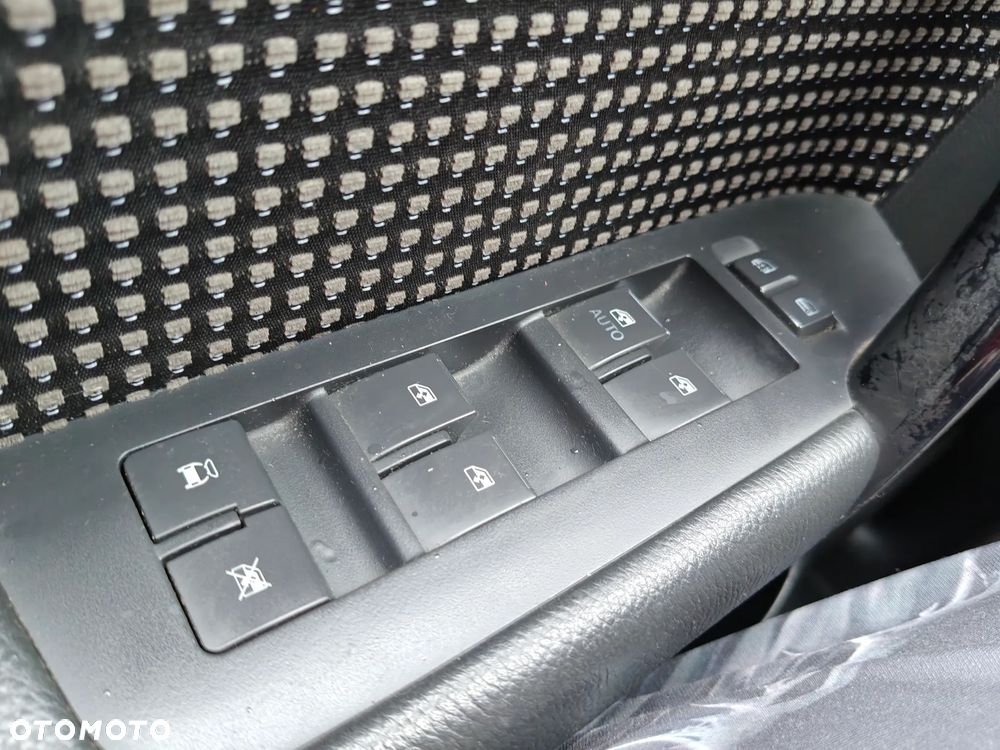 Chevrolet Captiva 2.4 2WD 7 Sitzer LS - 24