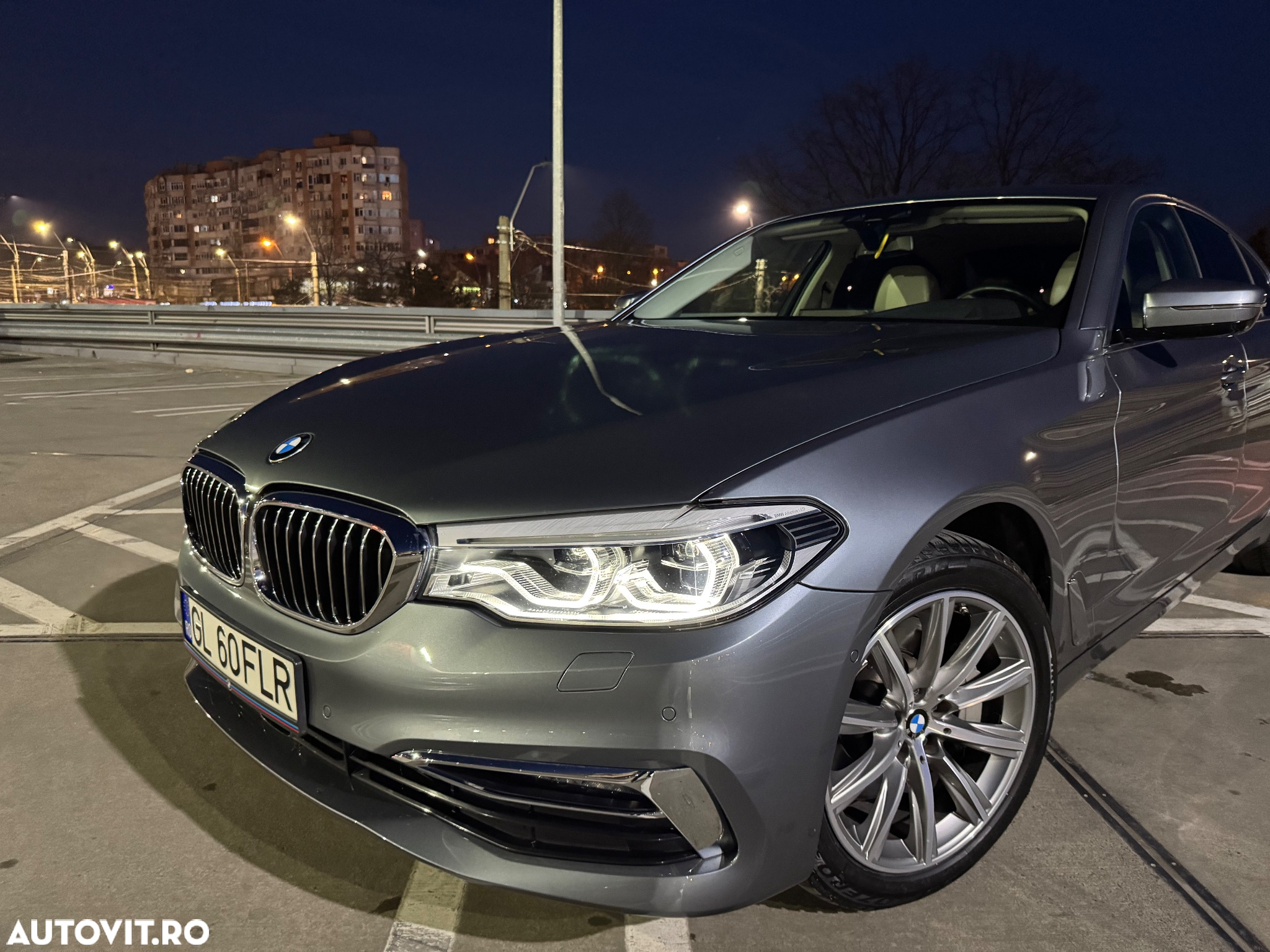 BMW Seria 5 530i xDrive AT - 7