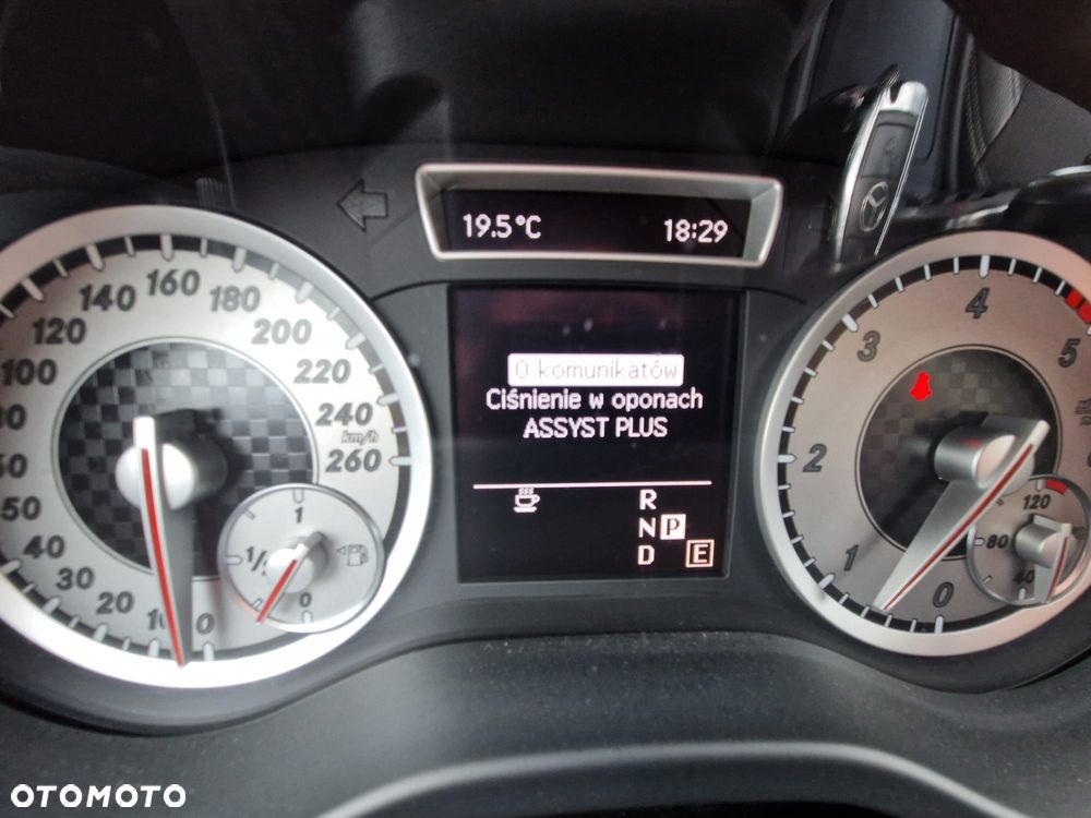 Mercedes-Benz Klasa A 200 CDI (BlueEFFICIENCY) 7G-DCT Urban - 14