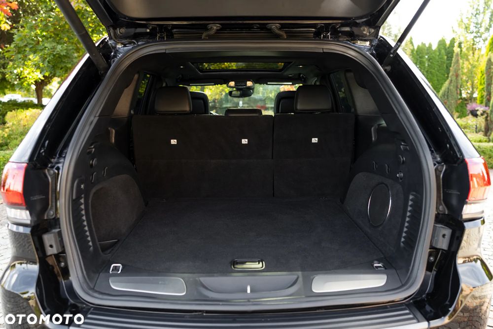 Jeep Grand Cherokee - 40