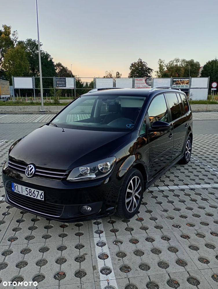 Volkswagen Touran - 3