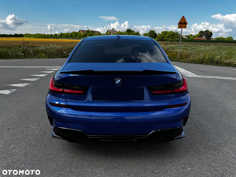 BMW Seria 3 318d M Sport - 13