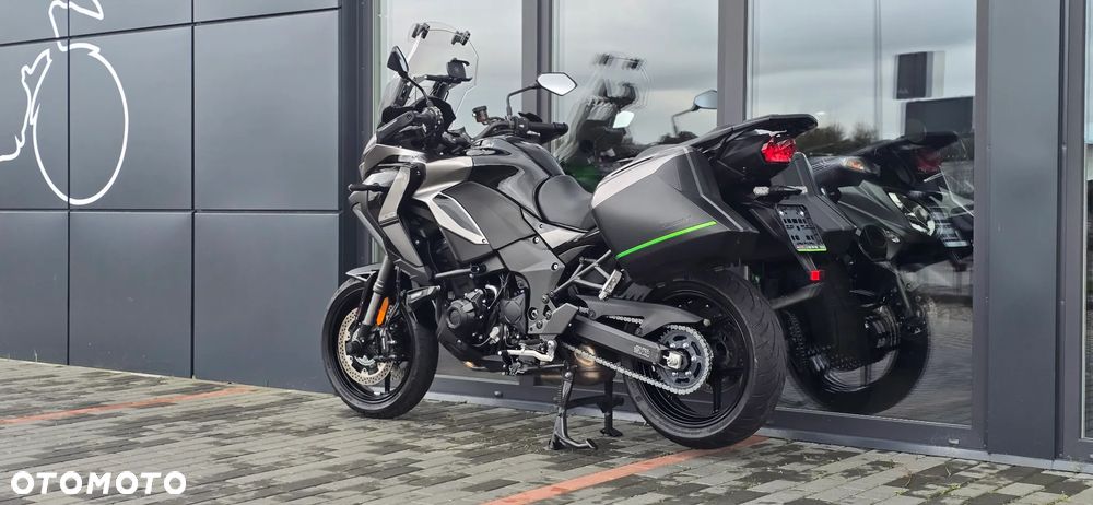 Kawasaki Versys 1100 SE - 26