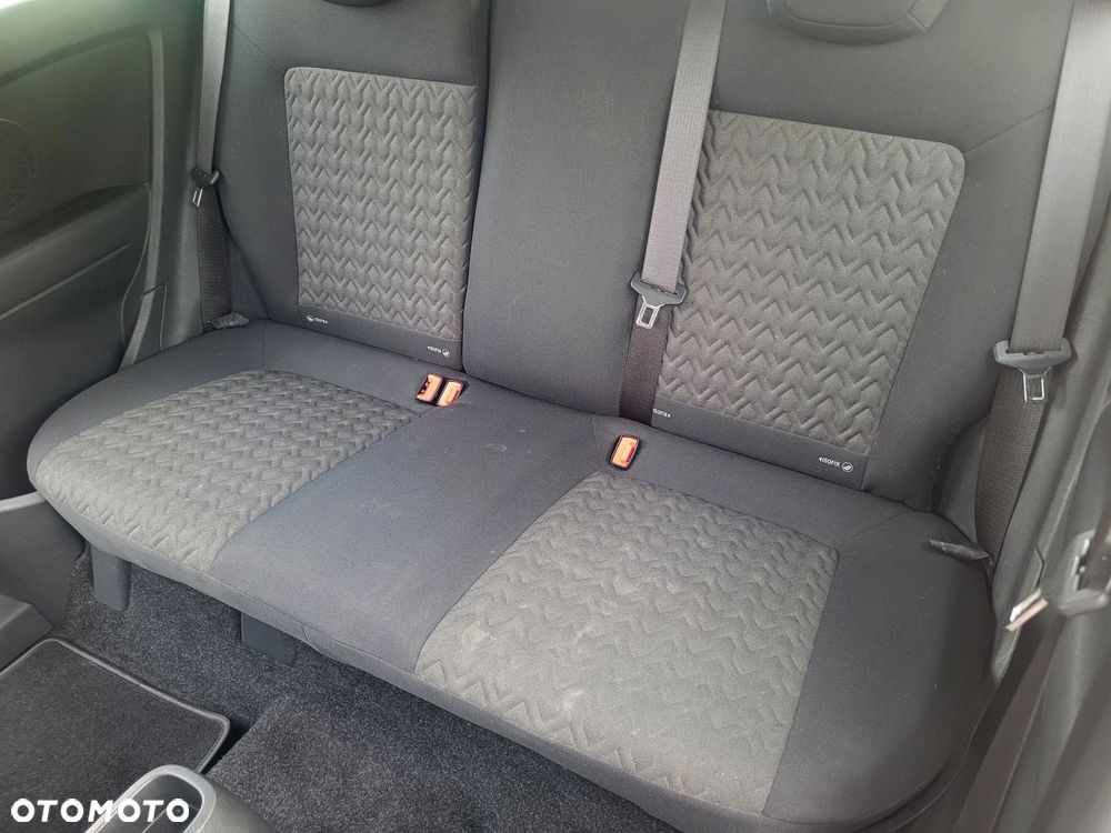 Opel Corsa 1.4 16V Active - 15