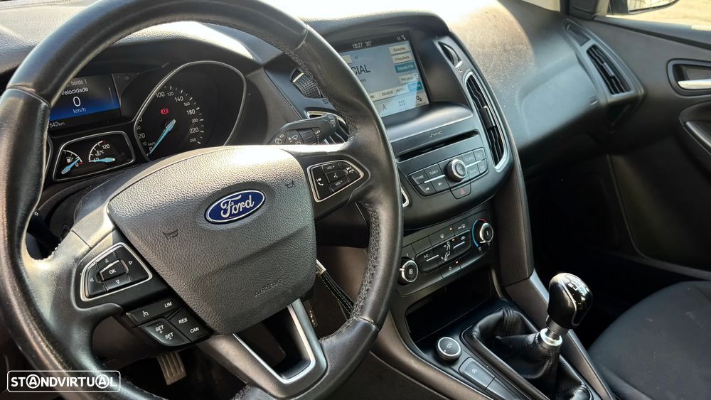 Ford Focus SW - 10