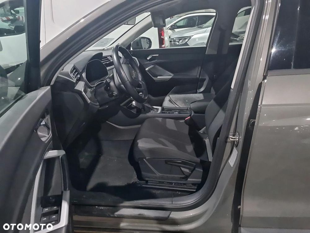 Audi Q3 2.0 TDI Quattro Design S tronic - 12