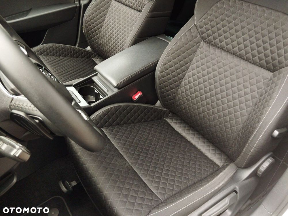Skoda Superb 2.0 TDI Ambition DSG7 - 6