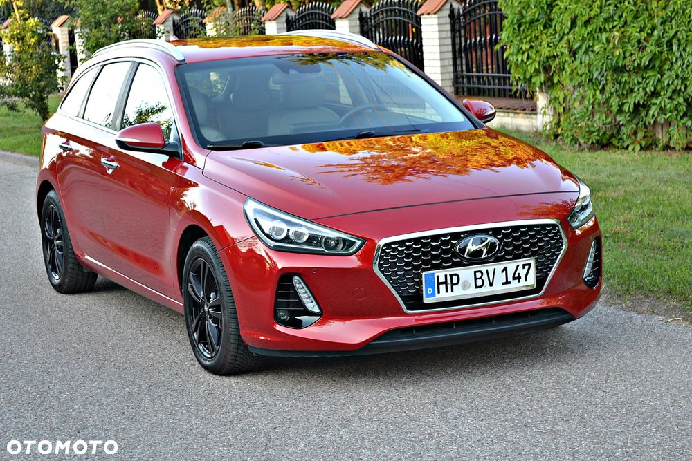 Hyundai i30 blue 1.6 CRDi Premium - 19