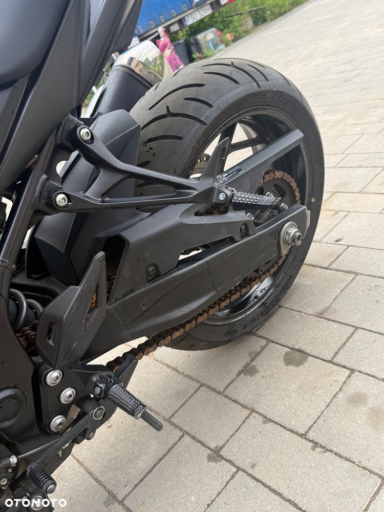 Suzuki GSX - 9