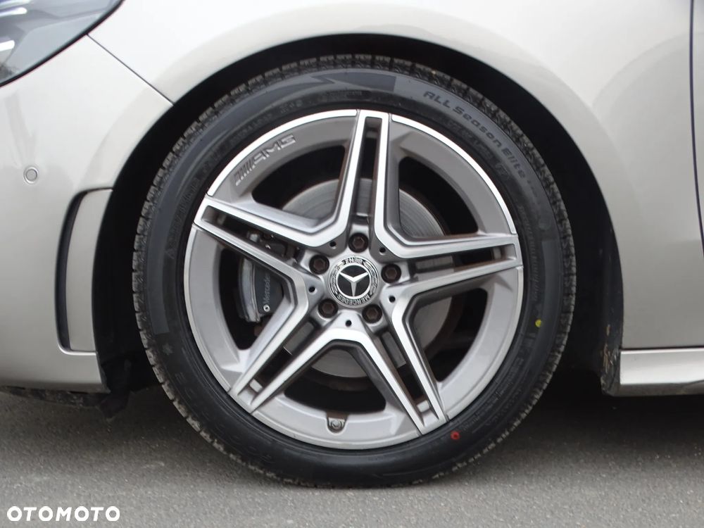 Mercedes-Benz Klasa B 180 Style - 35