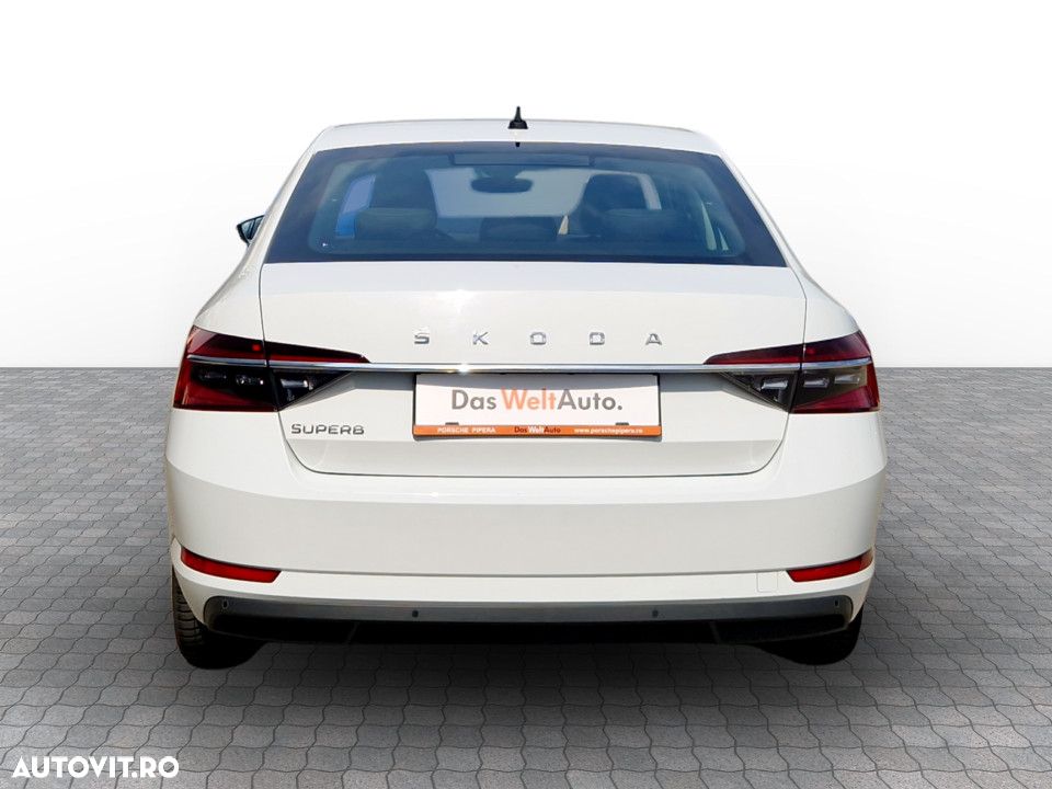 Skoda Superb 2.0 TDI DSG Ambition - 9