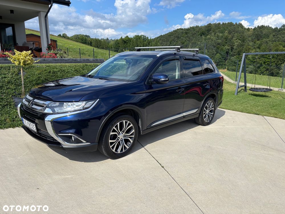 Mitsubishi Outlander - 4