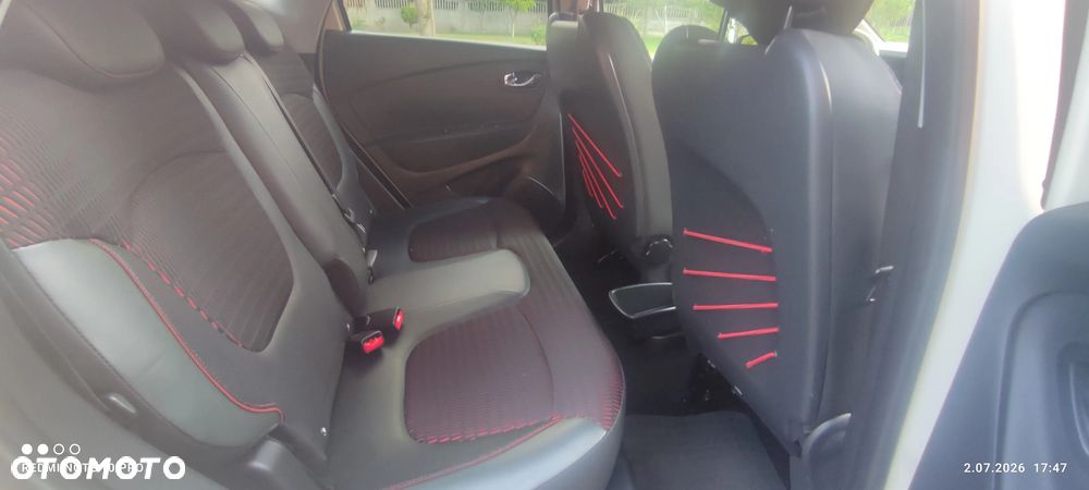 Renault Captur TCe 120 EDC Helly Hansen - 25