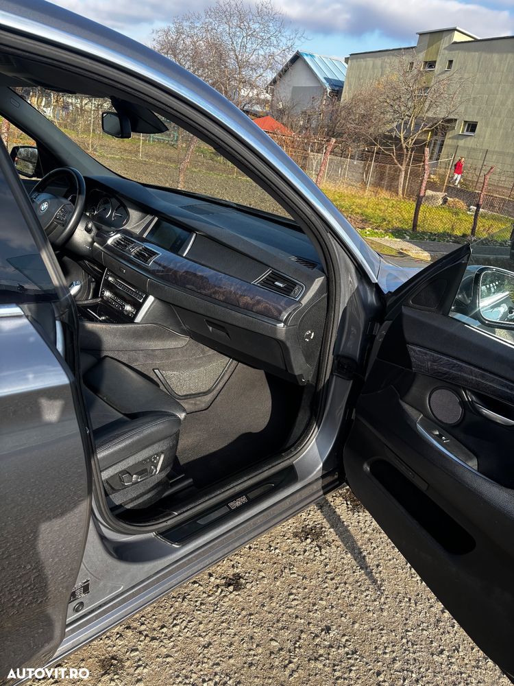 BMW Seria 5 530d Aut. - 7