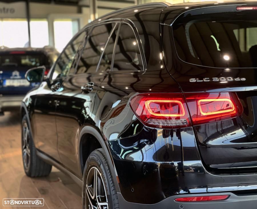 Mercedes-Benz GLC 300 de 4Matic 9G-TRONIC AMG Line - 9