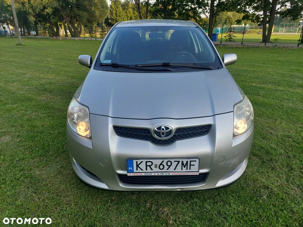 Toyota Auris 1.6 Premium - 10