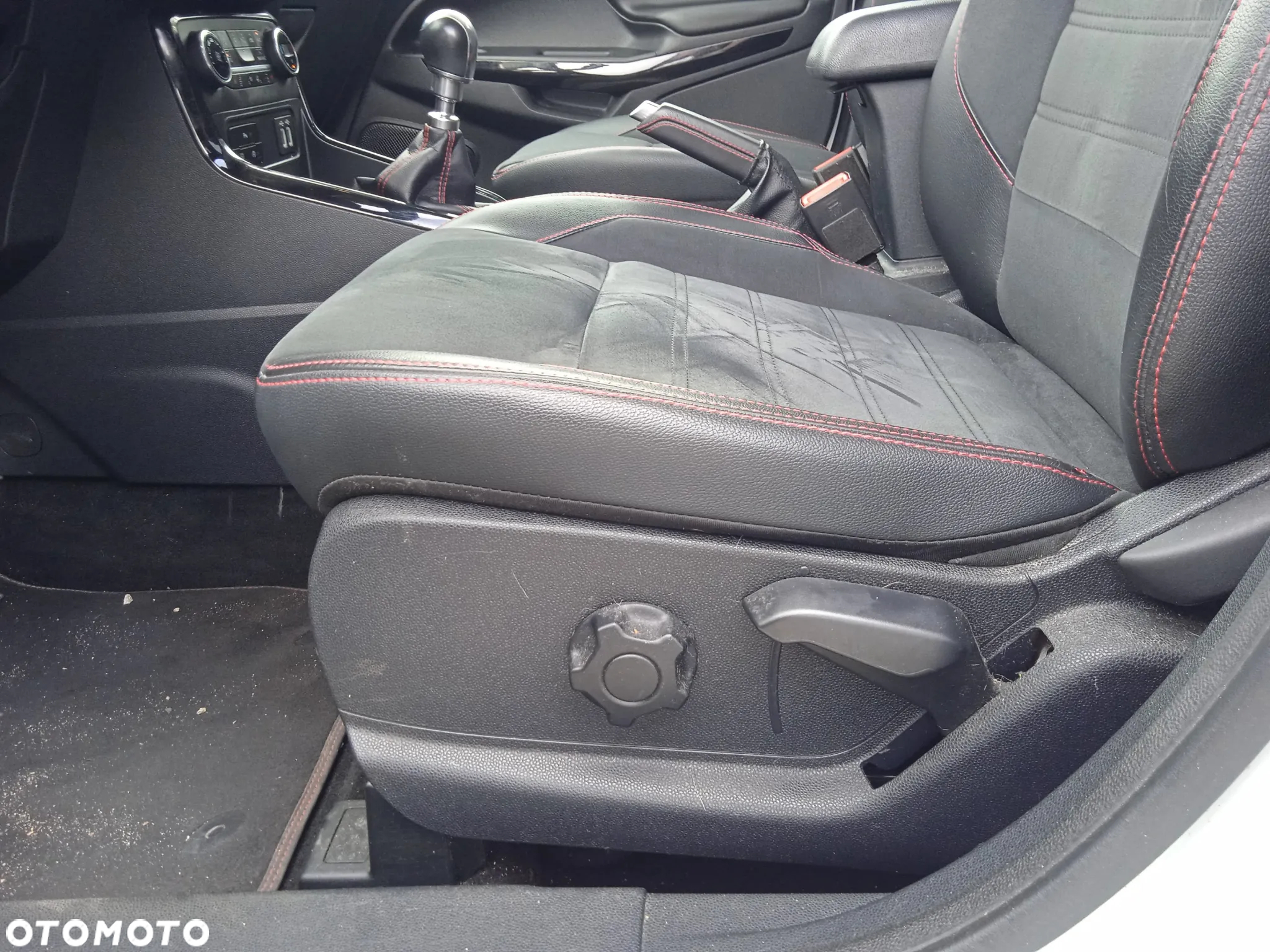 Ford EcoSport 1.0 EcoBoost ST-Line ASS - 28