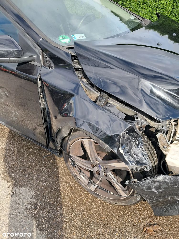 Volvo V40 - 23