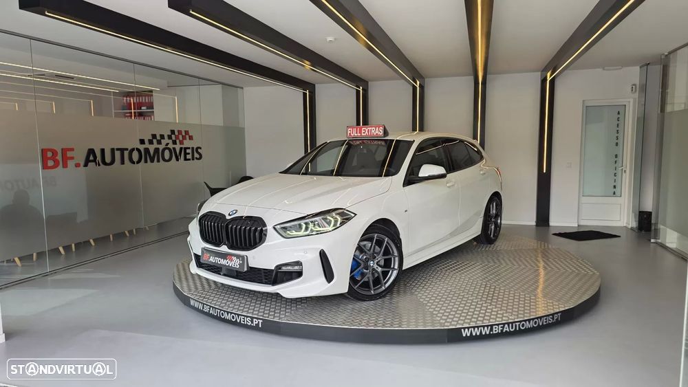 BMW 118 i Pack Desportivo M Auto - 12