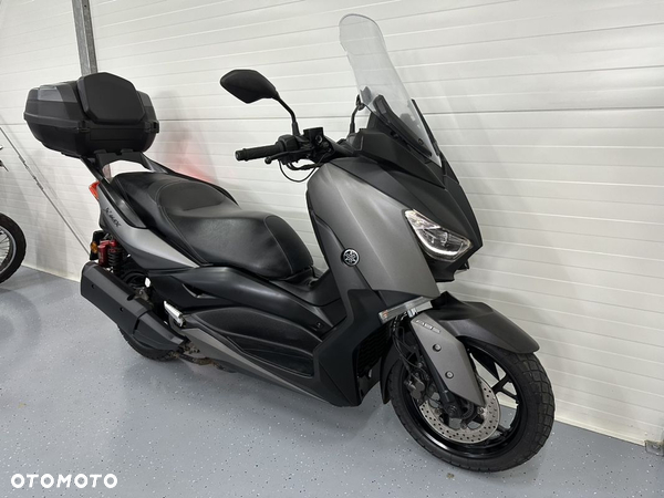 Yamaha X-max